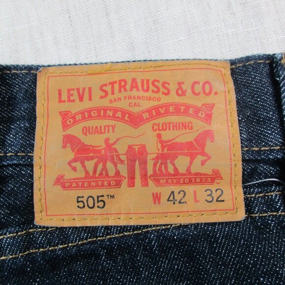Levi's 505 Jeans Men Size 42x32 Blue Dark Wash Red Tape Regular Fit Straight Leg - Picture 6 of 9
